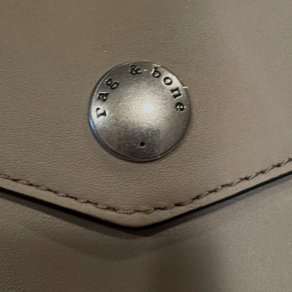 Rag & Bone Atlas Convertible Crossbody Leather Light Khaki Orange Interior - Picture 4 of 13